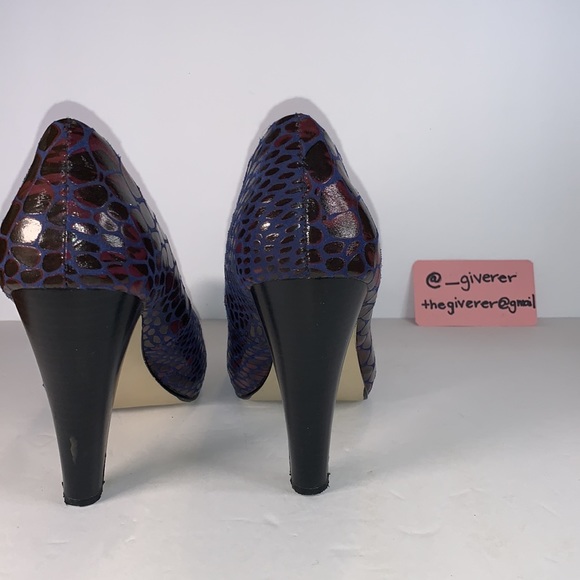 Rouge 9 8 Blue / Purple Snakeskin Print Almond Toe Pumps - Picture 8 of 16